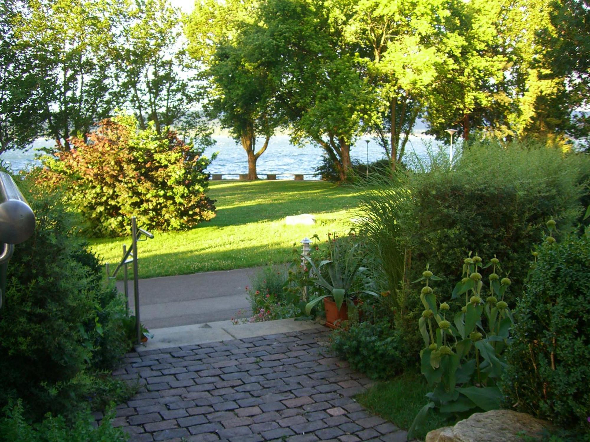 Iris Am See Garni Radolfzell am Bodensee Exterior photo